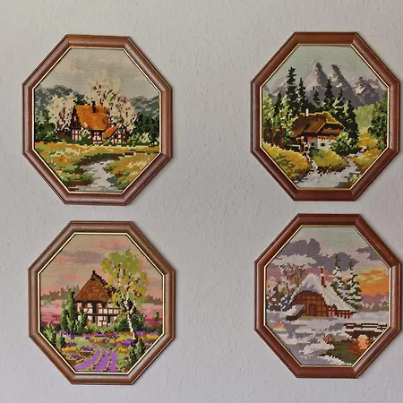 In The Thuringian Forest With Roof *