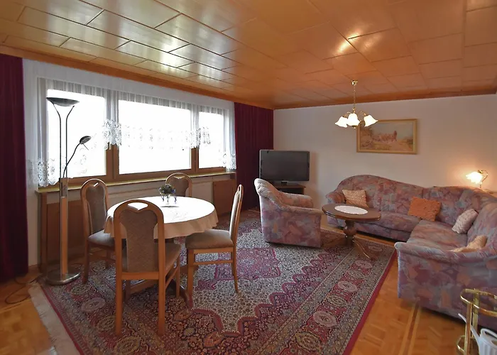 In The Thuringian Forest With Roof * 바드리벤쉬타인